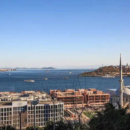 Amazing Bosphorus View With Private Garden Beyoglu *